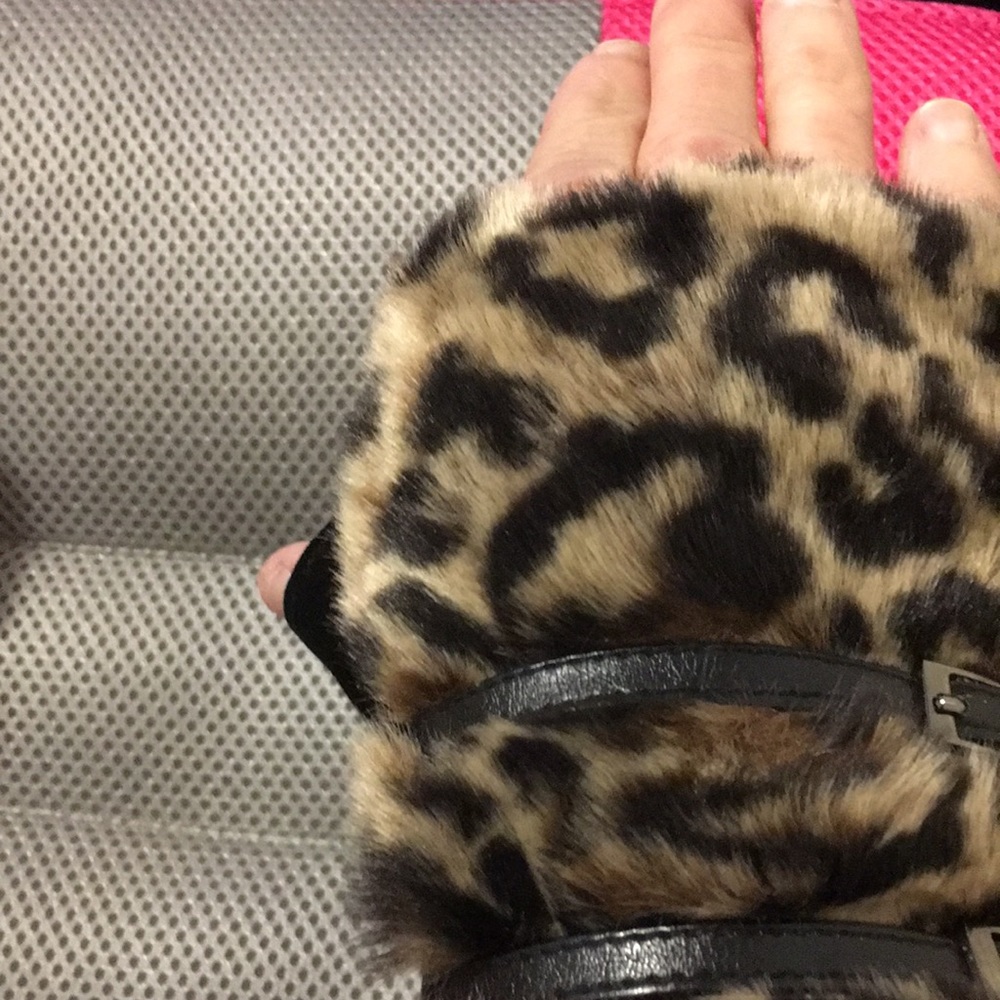 Leopard Fingerless Gloves
